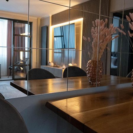Cosy 2 Rooms Apartment In The Center Of The City Bukares Bagian luar foto