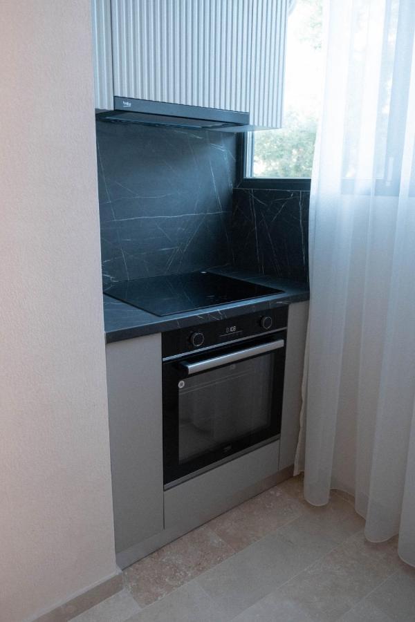 Cosy 2 Rooms Apartment In The Center Of The City Bukares Bagian luar foto