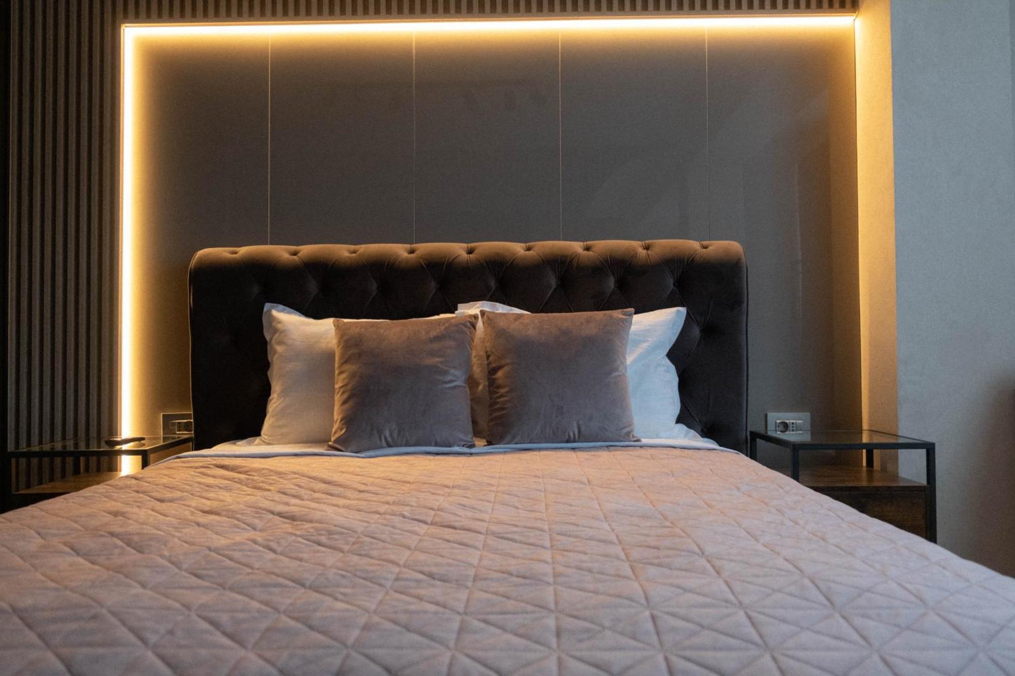 Cosy 2 Rooms Apartment In The Center Of The City Bukares Bagian luar foto