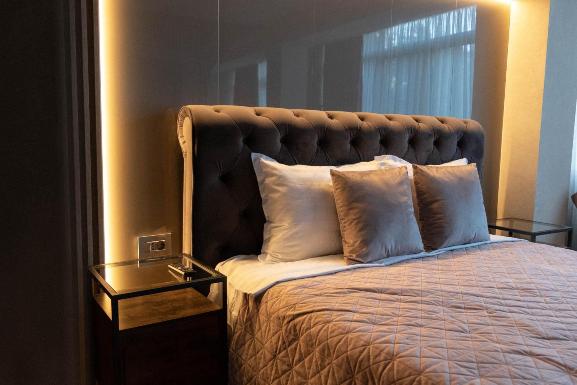 Cosy 2 Rooms Apartment In The Center Of The City Bukares Bagian luar foto