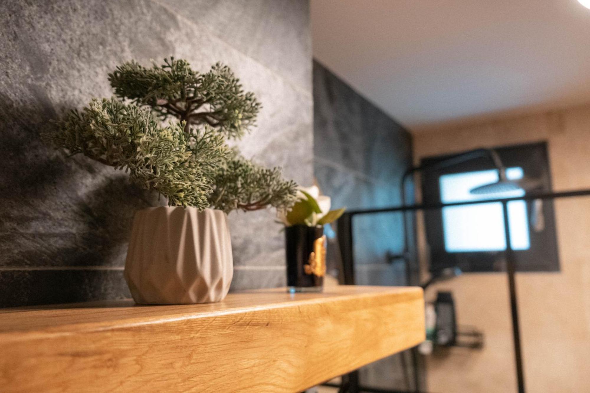 Cosy 2 Rooms Apartment In The Center Of The City Bukares Bagian luar foto
